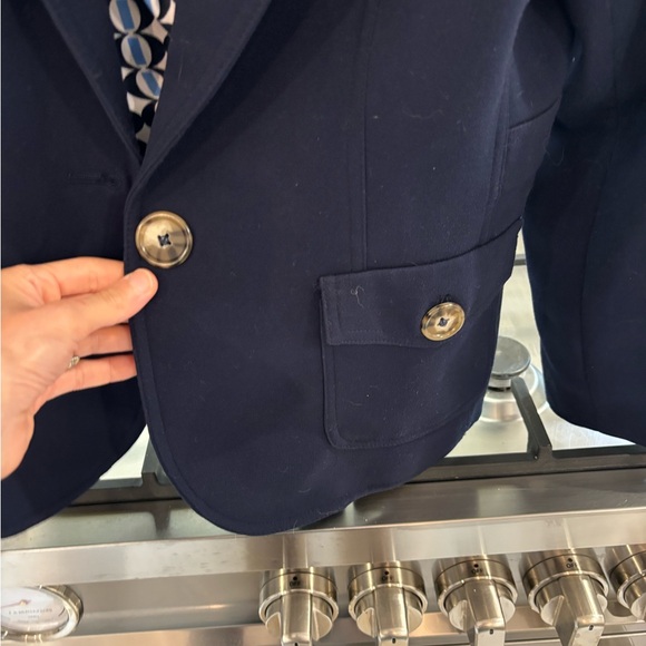 Beautiful Jones New York stretch navy blazer - Picture 3 of 3